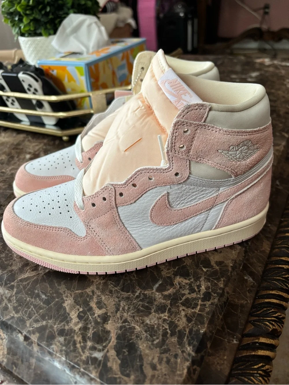 Air Jordan 1 Retro High OG “Washed Pink”Women's Sneakers